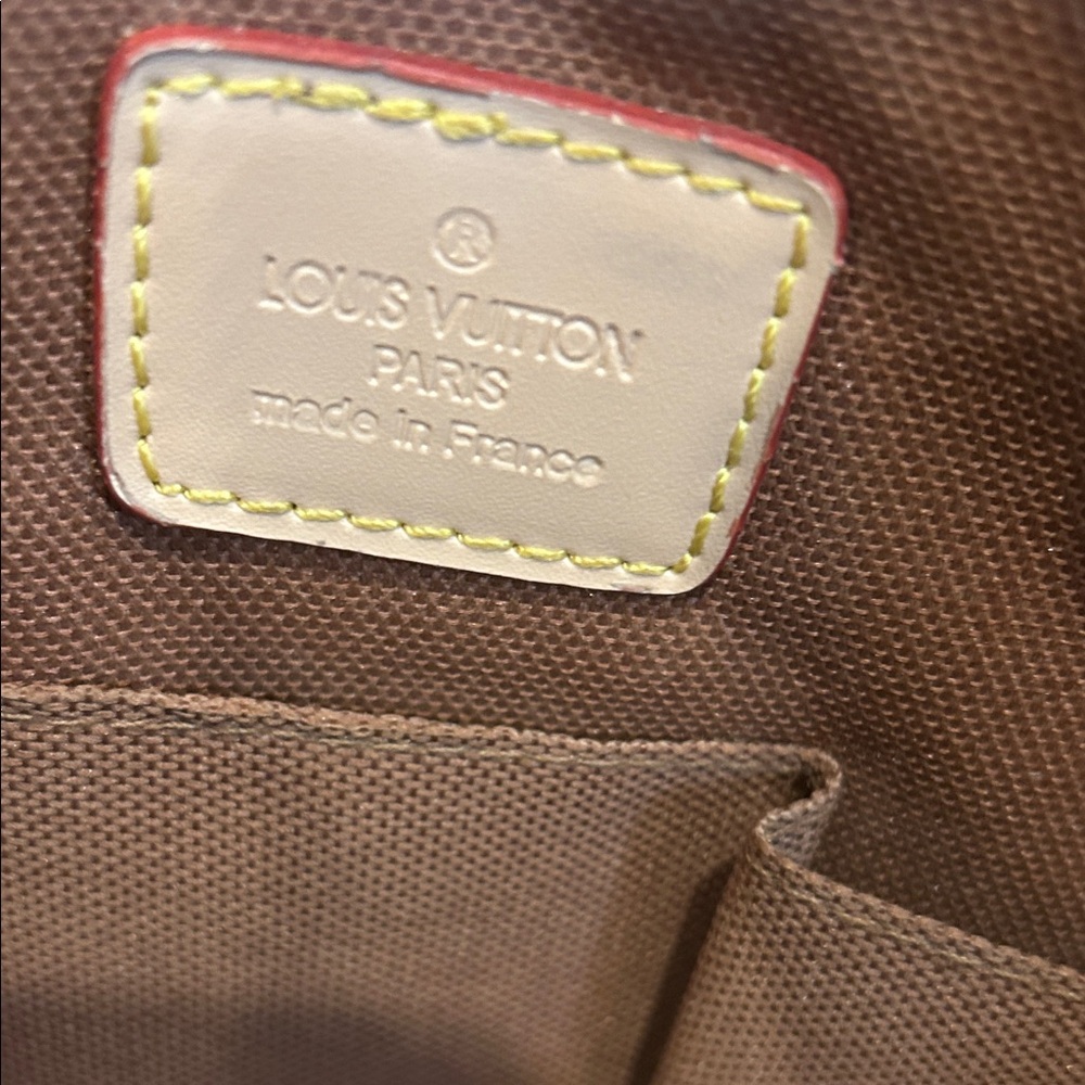 Louis Vuitton-like Monogram Tote with Pink Accents - Picture 10 of 14